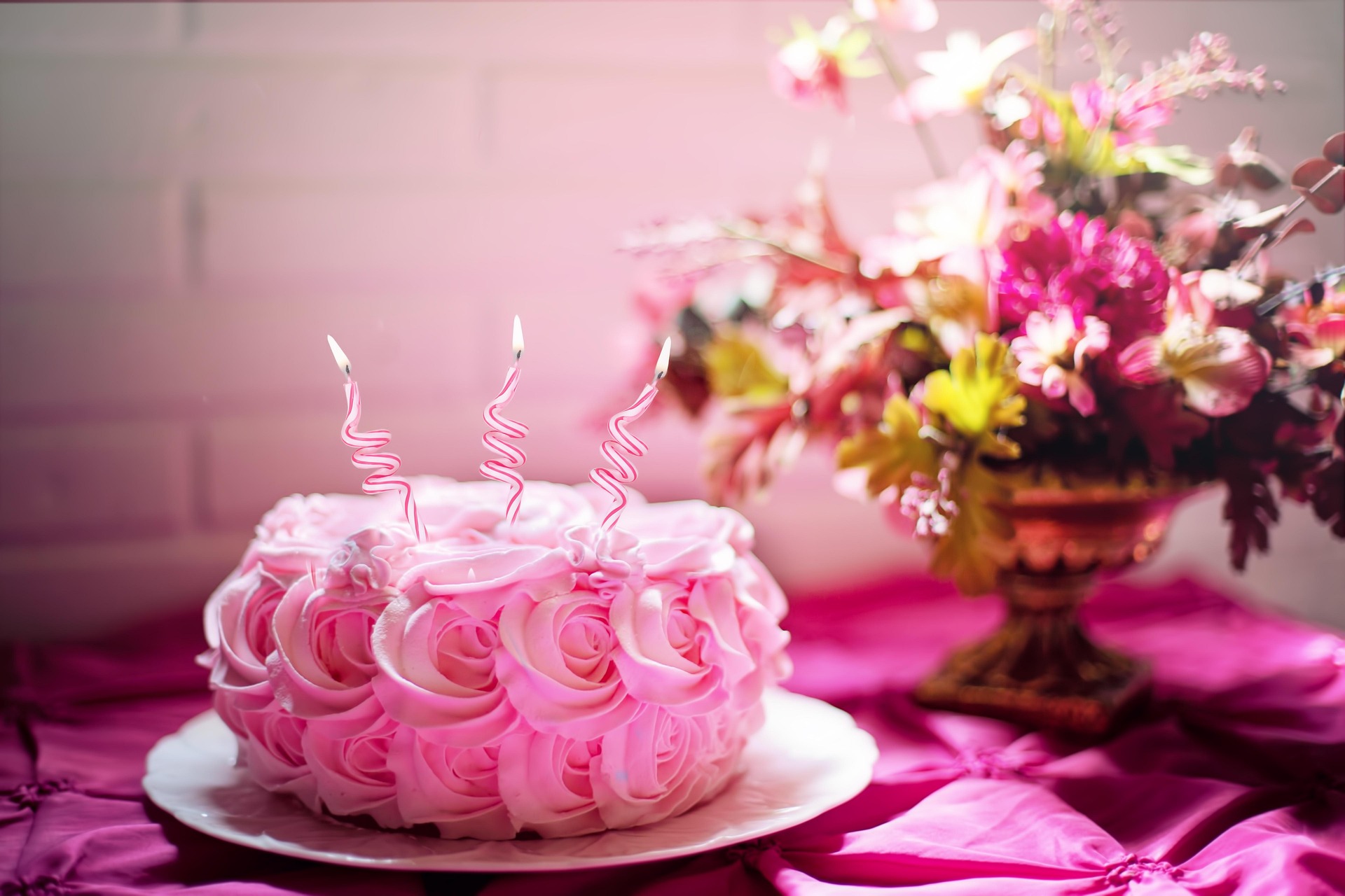 Birthdays - Photo 4